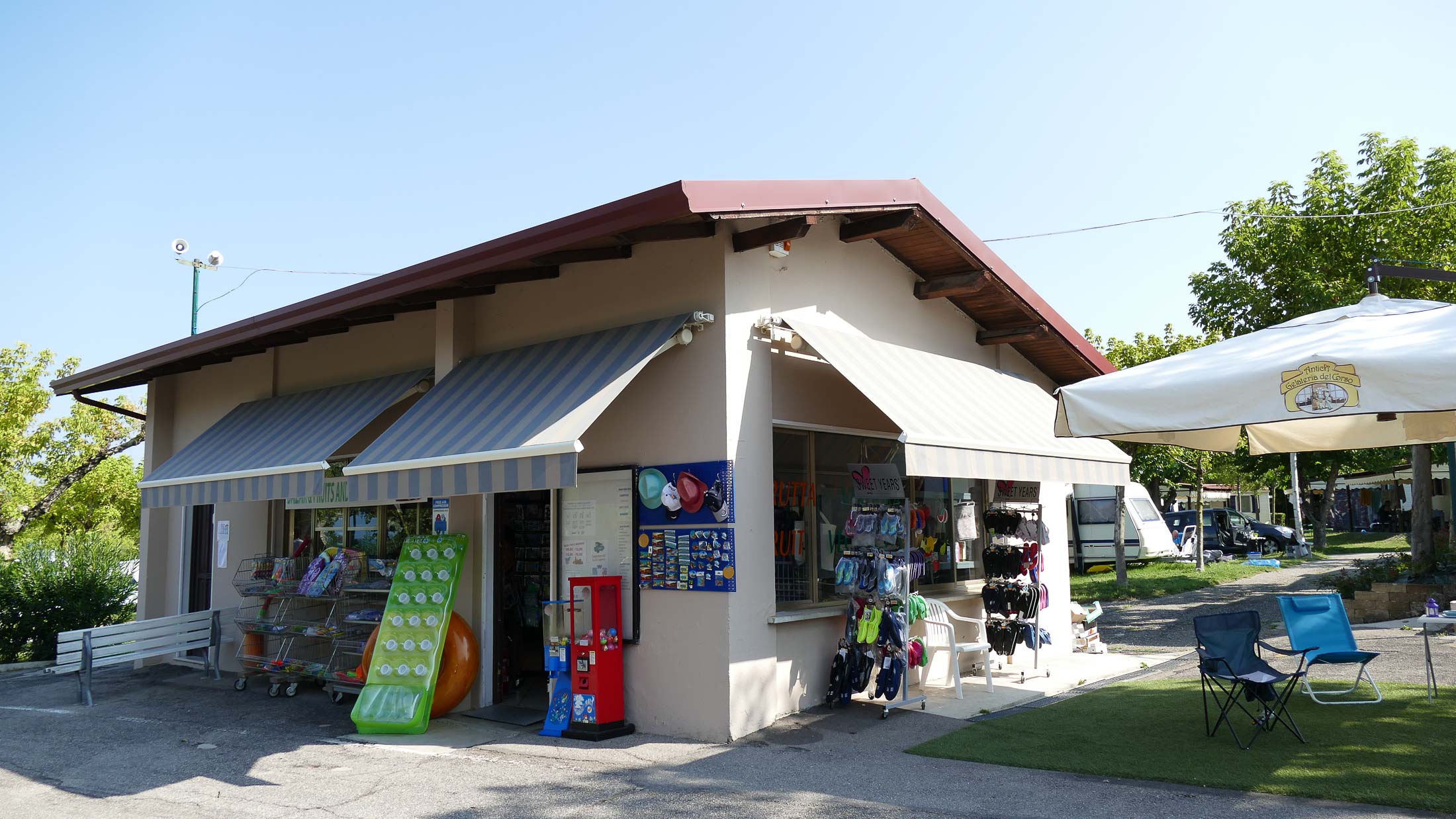 Minimarket e bazar